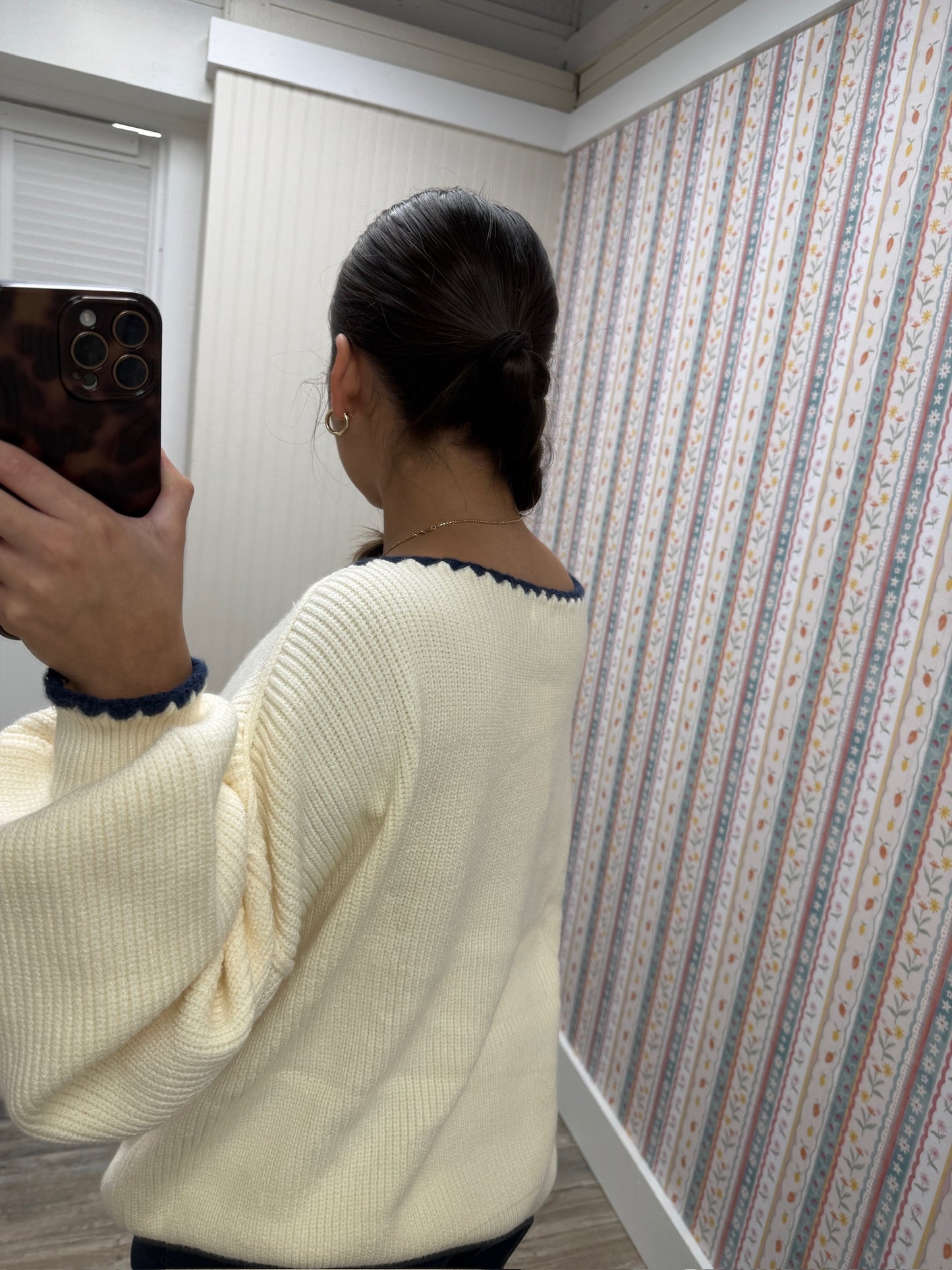 Wide Neck Sweater MSW11245