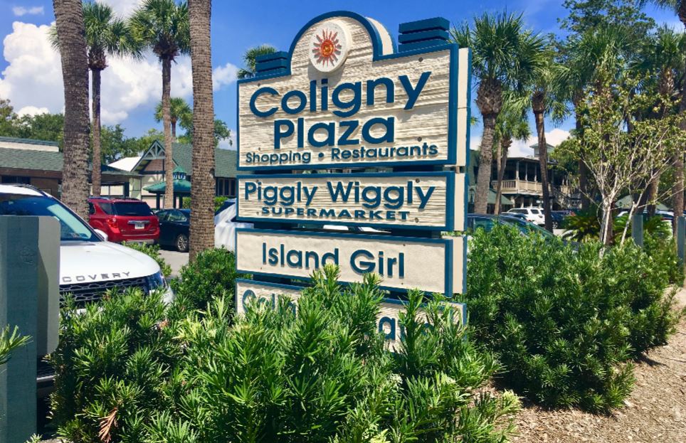 Island Girl: Boutique Shopping in Coligny Plaza