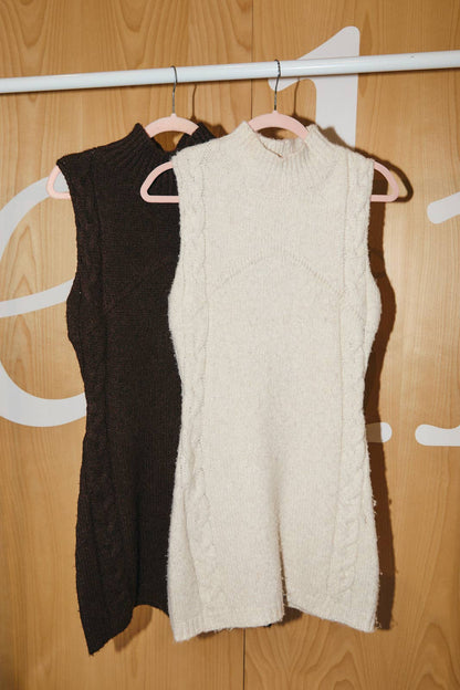 SLEEVELESS MOCK NECK CABLE SWEATER MINI DRESS