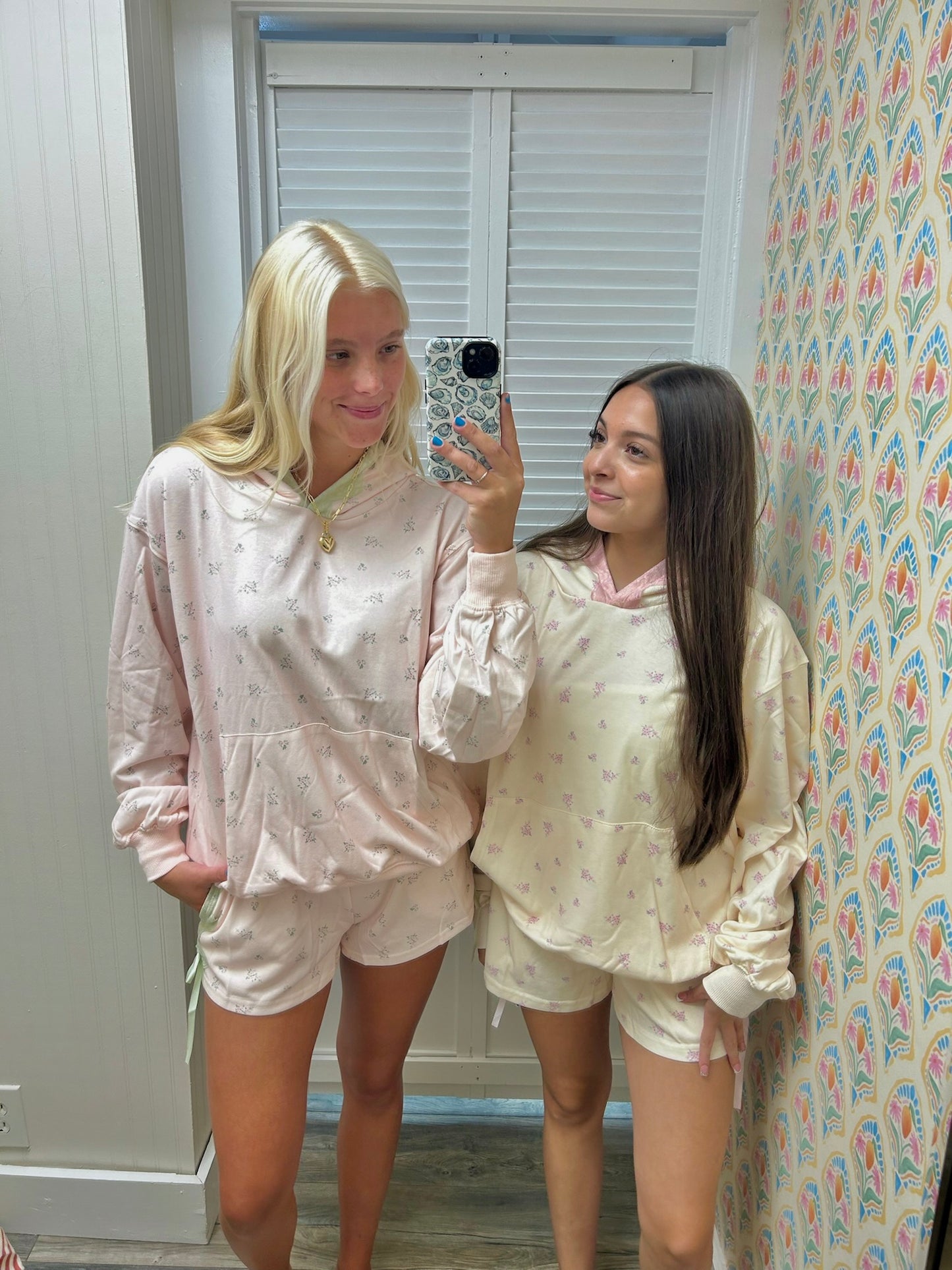 Floral Printed Side Lace Trim Shorts