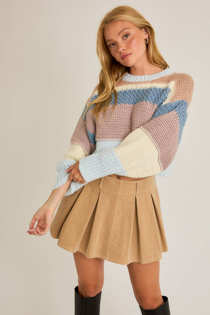 ROUND NECK CROP SWEATER TOP